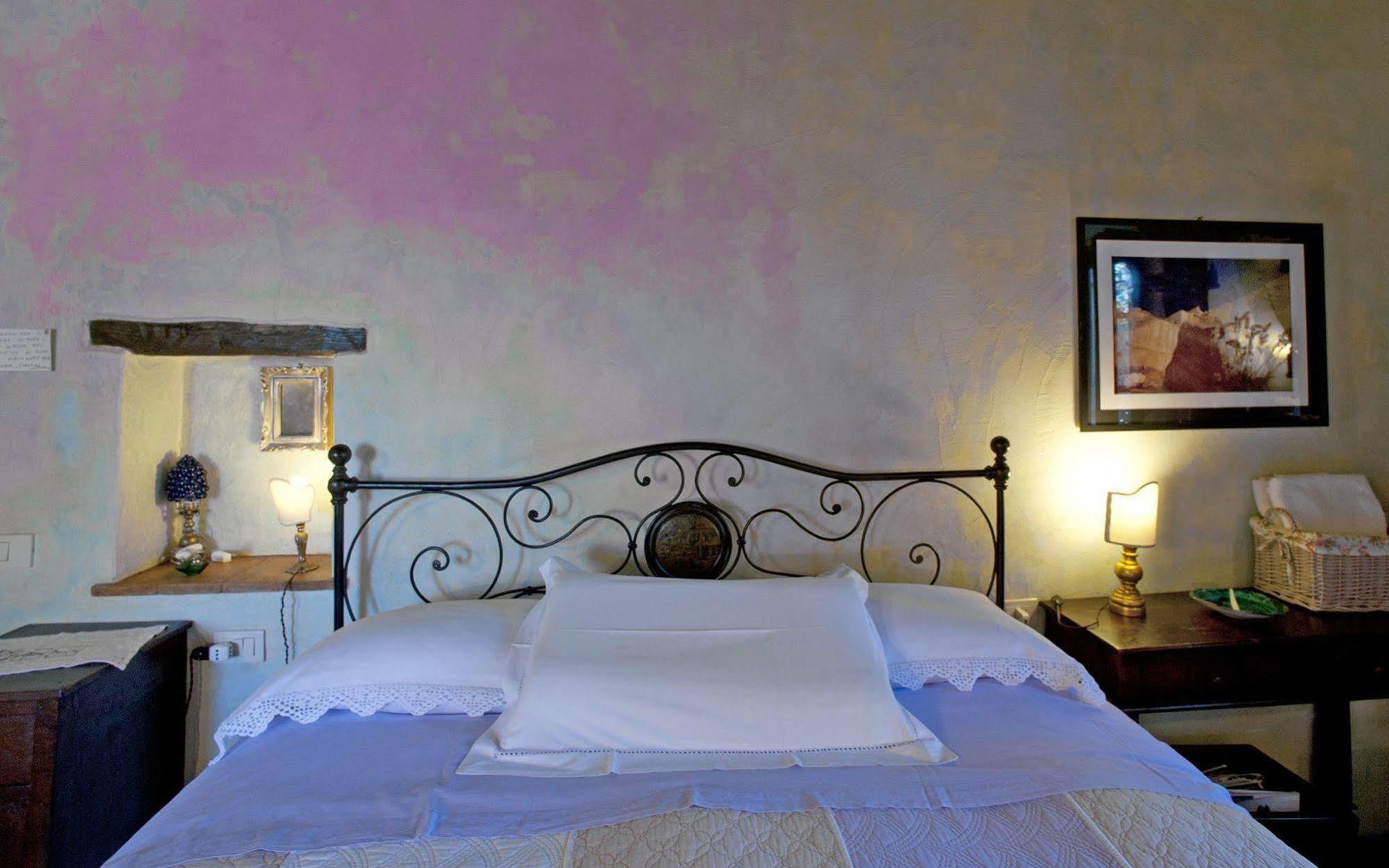 Locanda Ilune Pitigliano Exterior photo